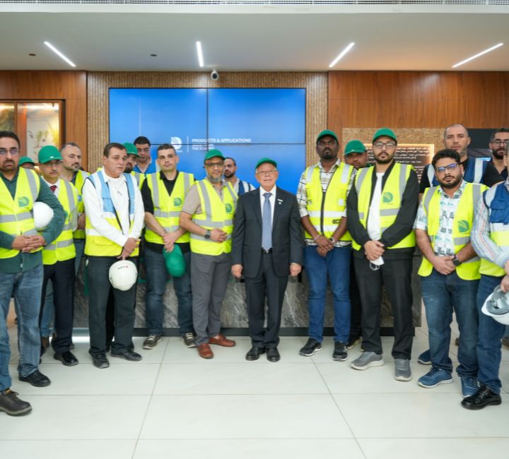 ECC Group Delegates Visit DesertBoard Manufacturing Facility in KEZAD
